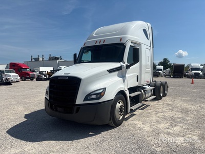 2023 Freightliner Cascadia 126 6x4 Ciągnik siodłowy T/A z kabiną sypialną
