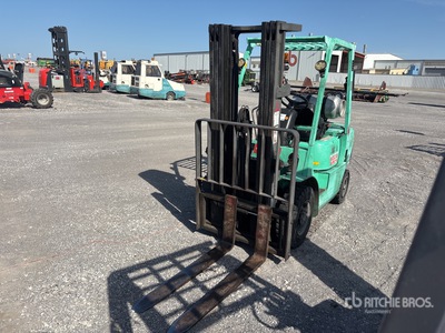 2000 Mitsubishi FG25 4400 lb Wózek widłowy