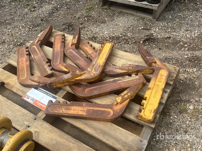 Quantity of (9) Ripper Shanks - Fits Motor Grader