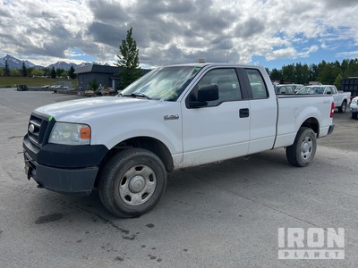 2007 Ford F-150 XL 4x4 Extended Cab Pickup
