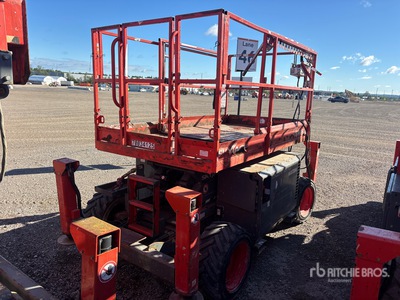 2017 Skyjack SJ6826 RT 4x4 Dual Fuel Elevador de tijera