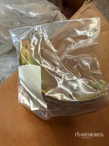 Lot of (100) Brake Shoe
