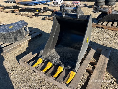 Dynamic Entities 50CL 24 in Excavator Bucket - Fits 45mm Cat 305, 305.5 Komatsu PC45/50/55 Hyundai R55, Hitachi/Deere 50D/G Case, New Holland, Kobelco SK50 Bobcat E50/341/337
