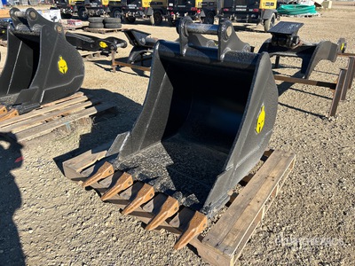 Dynamic Entities 80CL 30 in Excavator Bucket - Fits 50mm Cat 307/308, Komatsu PC78/88 Deere/Hitachi 75/85 Case, New Holland, Kobelco SK80 Bobcat E80