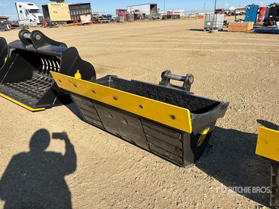 Dynamic Entities 120CL 60 in Tilting Excavator Bucket - Fits 65mm Cat 311/312/313/314 Kobelco 140 Deere/Hitachi ZX120/135 Case 130/135, Doosan DX140