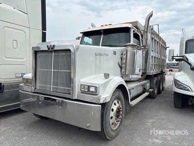 1997 Western Star 4900E 8x4 Camion à benne basculante Tri/E (Inoperable)