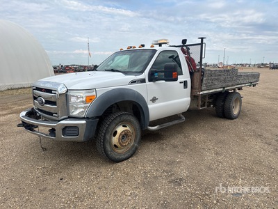 2012 Ford F-550 XLT 4x4 Platte vrachtwagen