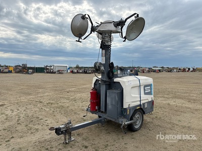 2018 Atlas Copco HiLight V4 W 8 kW を見 Light Tower