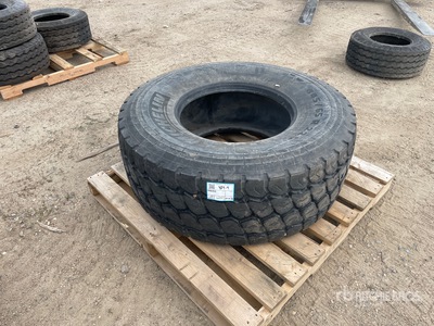 Good Year 445/65R22.5 Tires