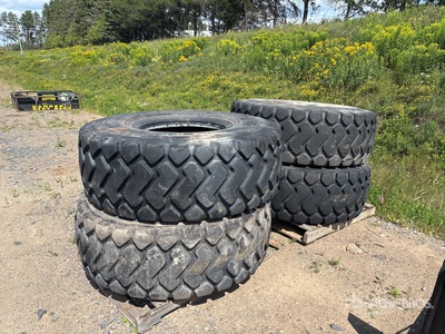 Quantity of (4) Pallets of 20.5R25 There is 2 Michelin Tires, also 2 Triangle Tires, both tire size are 20.5R25 Tires