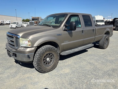 2006 Ford F-350 XLT 4x4 Crew Cab Pickup
