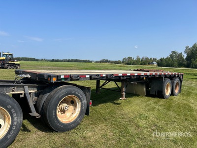 J.T. Trailers Super B-Train Pup Flatbed Trailer