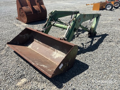 John Deerr 72 in Front Loader Attachment