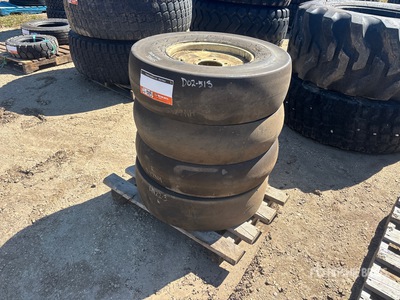 Quantity of (4) Goodyear 8.5/90-15K Neumáticos (Unused)