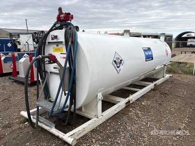 2018 Westeel 11000 L Skid Mounted Steel Diesel Zbiornik paliwa