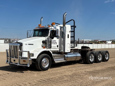 2016 Kenworth T800 8x6 Logging تراكتور شاحنة بسقف (ثلاثى المحور)