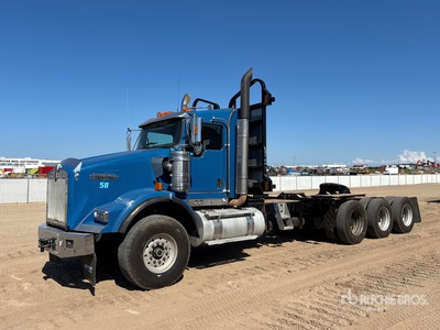 2016 Kenworth T800 8x6 Logging تراكتور شاحنة (ثلاثي المحور)