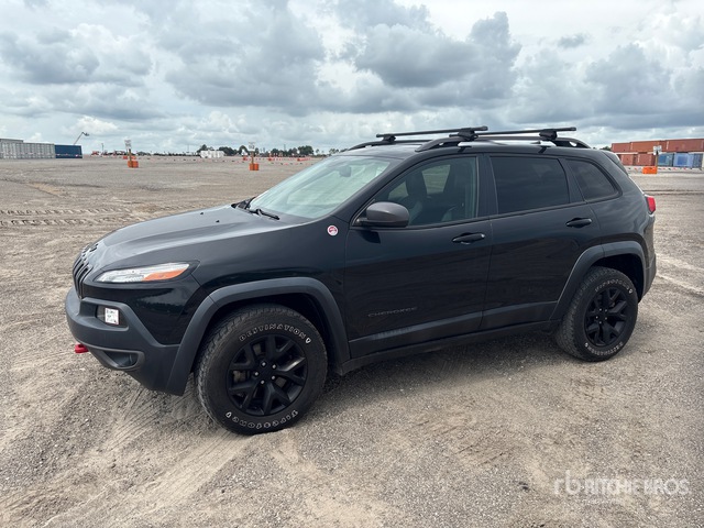 2016 Jeep Cherokee Trailhawk 4WD SUV