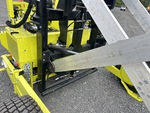 Chassis Lift with Mast/Boom Condition