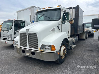 1999 Kenworth T300 6x4 Camión Caja Abierta