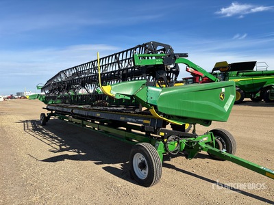 2023 John Deere HD35R 35 ft Hinged Draper Combine Header
