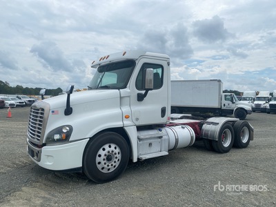 2016 Freightliner Cascadia 125 6x4 Ciągnik siodłowy T/A z kabiną dzienną