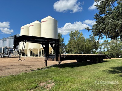 2015 Trailtech TD210 31 ft T/A Equipment Trailer