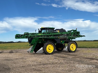 2020 John Deere R4044 120 ft 4x4 High Clearance Floater Self-Propelled Sprayer