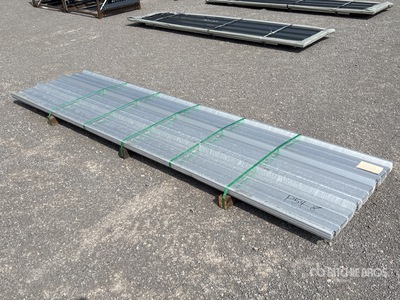 Quantity of (50) 2025 Kit Containers Steel R Panel 12 ft x 3 ft .014 Thickness Divers - Matériaux de construction