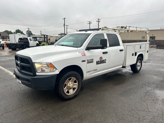 2017 Ram 2500 4x2 Crew Cab Utility Truck