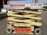 Chassis with Scissor Linkage