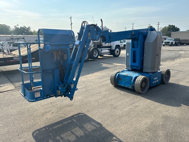 2016 Genie Z-30/20N RJ 2WD Electric Articulating Boom Lift 2016 Genie Z-30/20N RJ 2WD Electric Articulating Boom Lift