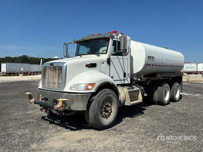 2022 Peterbilt 348 6x4 Ciężarówka na wodę