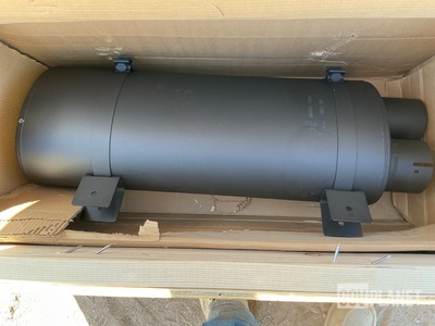 Navistar 3896273C1 Muffler