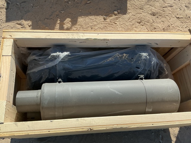 (2) Navistar 3896273C1 Mufflers