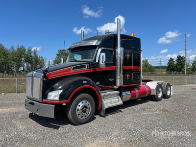 2021 Kenworth T880 6x4 تراكتور شاحنة كابينة النوم (ثنائية المحور)