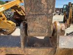 Chassis with Bolzen und Lager, Ausleger bis Löffel