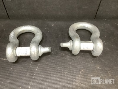 (23) BAE Systems 0102948 Shackles