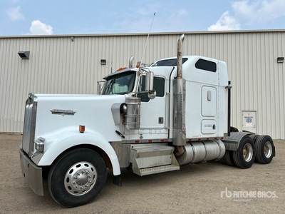 2000 Kenworth W900L 6x4 T/A Sleeper Truck Tractor