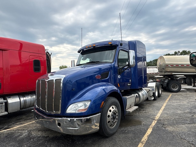 2020 Peterbilt 579 6x4 T/A Sleeper Truck Tractor (Inoperable)