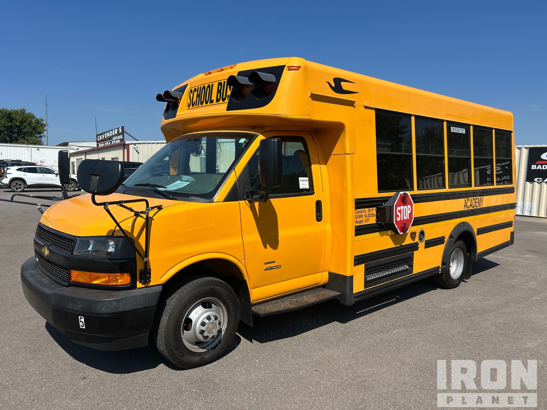2020 Chevrolet 4500 4x2 19-Seat Mini Bus