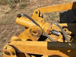 Hydraulics with Ripper Cylinders