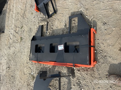 2025 Kit Containers QT-45-FF-42 42 in スキッドステア用フォーク (Unused)