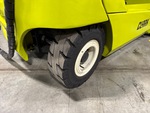Chassis with Right Rear Tire