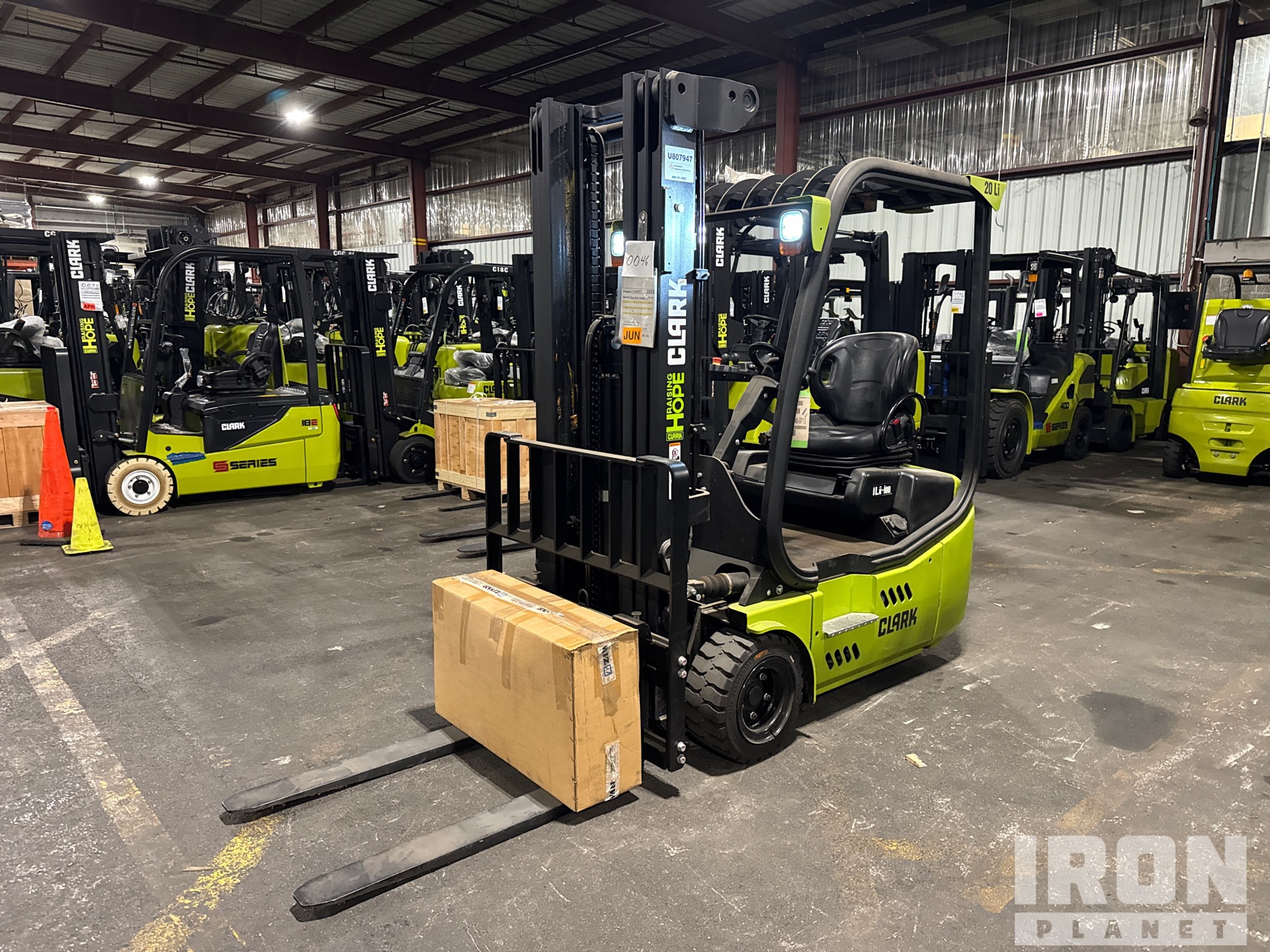 2022 Clark TWLI20 4800 lb Pneumatic Tire Forklift (Unused)