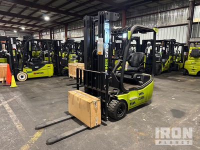 2022 Clark TWLI20 4800 lb Pneumatic Tire Forklift (Unused)