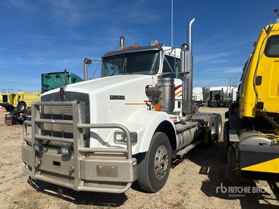 2013 Kenworth T800 6x4 T/A Day Cab Truck Tractor (Inoperable)