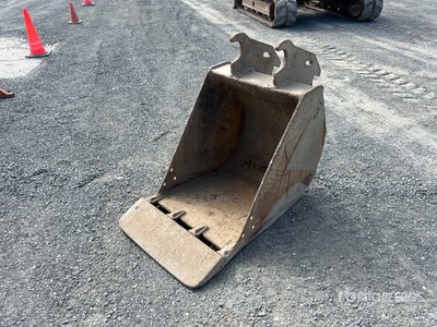 26 in دلو حفارة - Fits Komatsu PC78 us