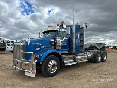 2013 Kenworth T800 6x4 Logging Sleeper Truck Tractor
