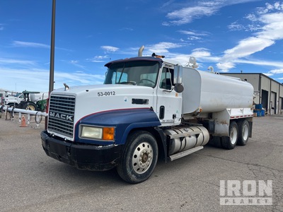 1995 Mack CH613 6x4 Water Truck